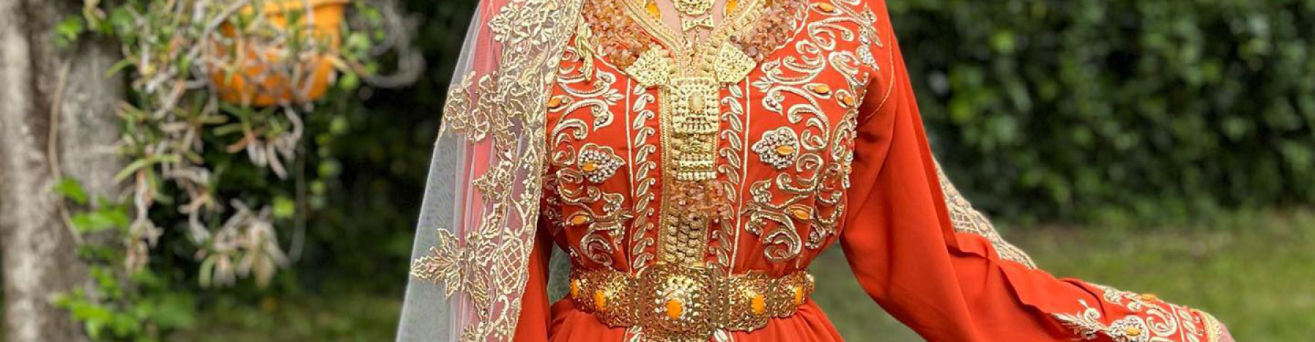 Location Caftans à Villenave-d'Ornon - Caftan Souaad